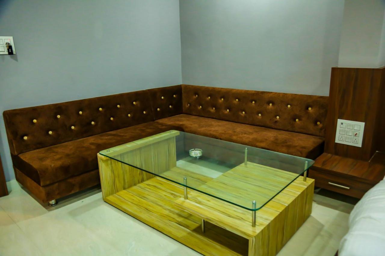 Aashirwad Hotels & Resort Shamgarh Bagian luar foto