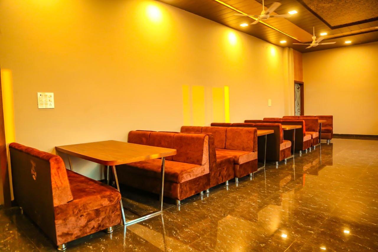 Aashirwad Hotels & Resort Shamgarh Bagian luar foto