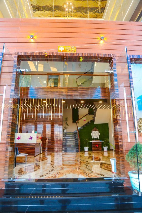 Aashirwad Hotels & Resort Shamgarh Bagian luar foto