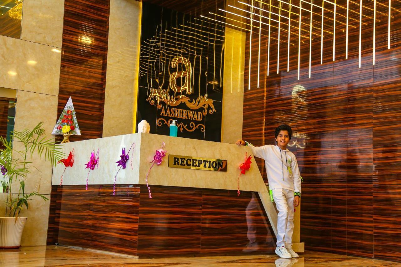 Aashirwad Hotels & Resort Shamgarh Bagian luar foto